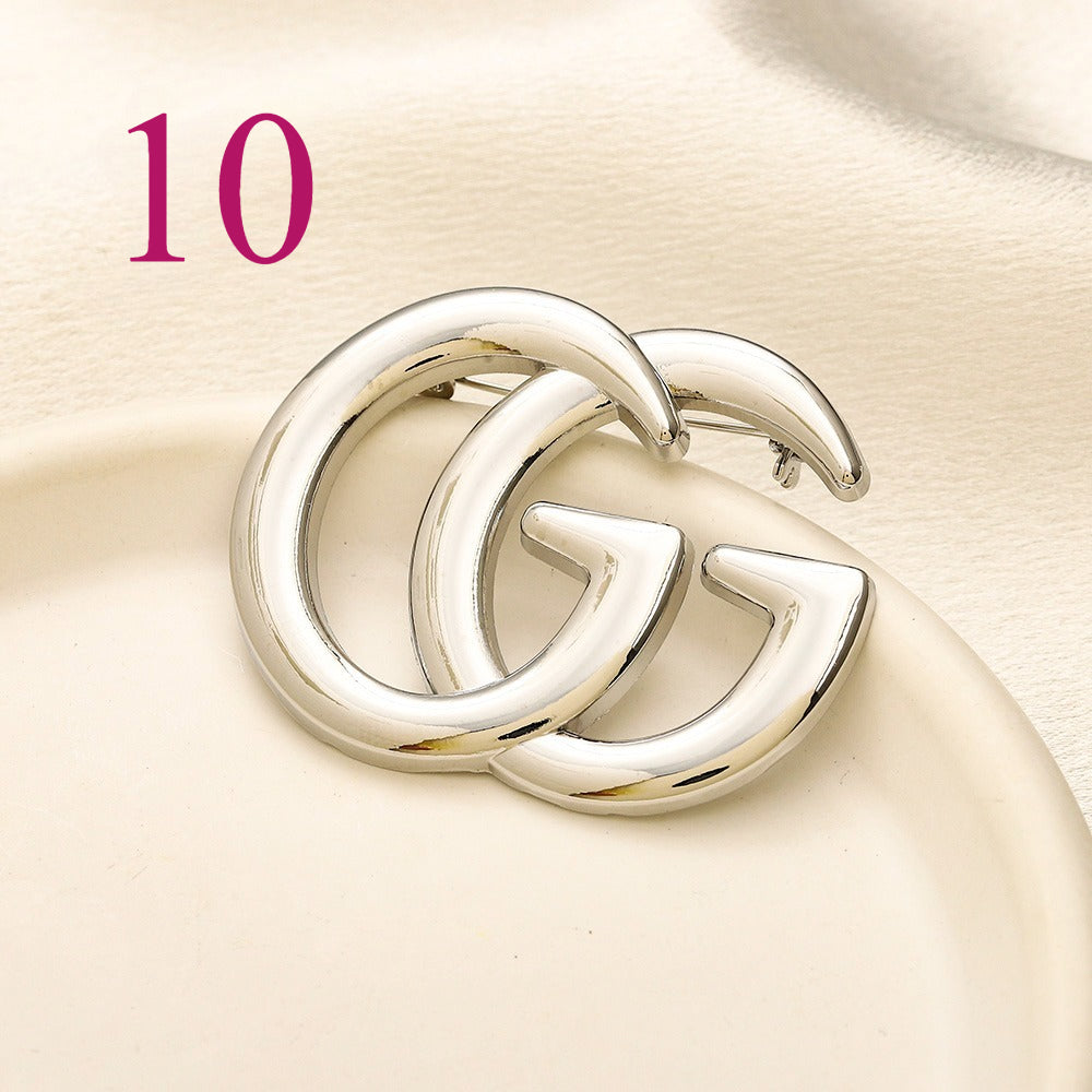 Fashion Brooch Collection,Brooches Collection、GU*CI Series、L*V Series、D*or Series、Y*L Series