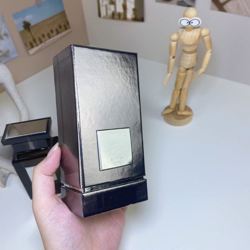 Oud Wood Eau de Parfum