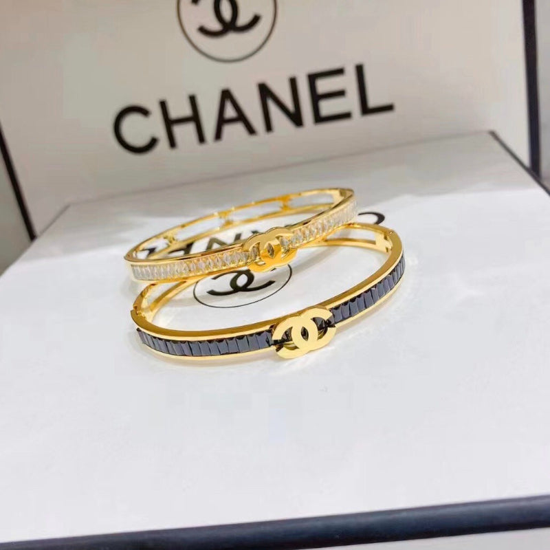 304 Stainless Steel Color-Inlay Interlocking-C Bangle Bracelet