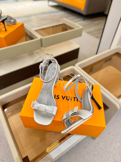 Fashion Sandals & Slippers Daily Footwear  L*V Series、Fashion Sandals & Slippers
