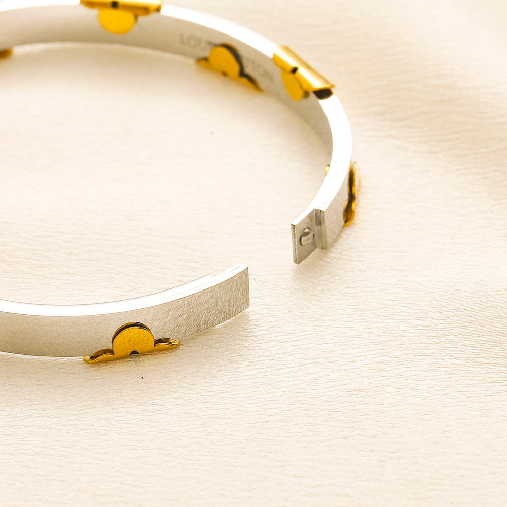 304 Stainless Steel Polished Floral Monogram Band Bracelet