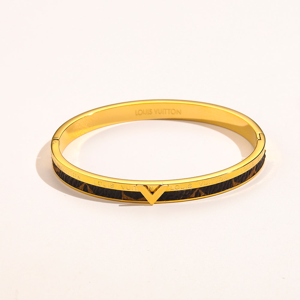 304 Stainless Steel Black Inlay V-Accent Bangle Bracelet