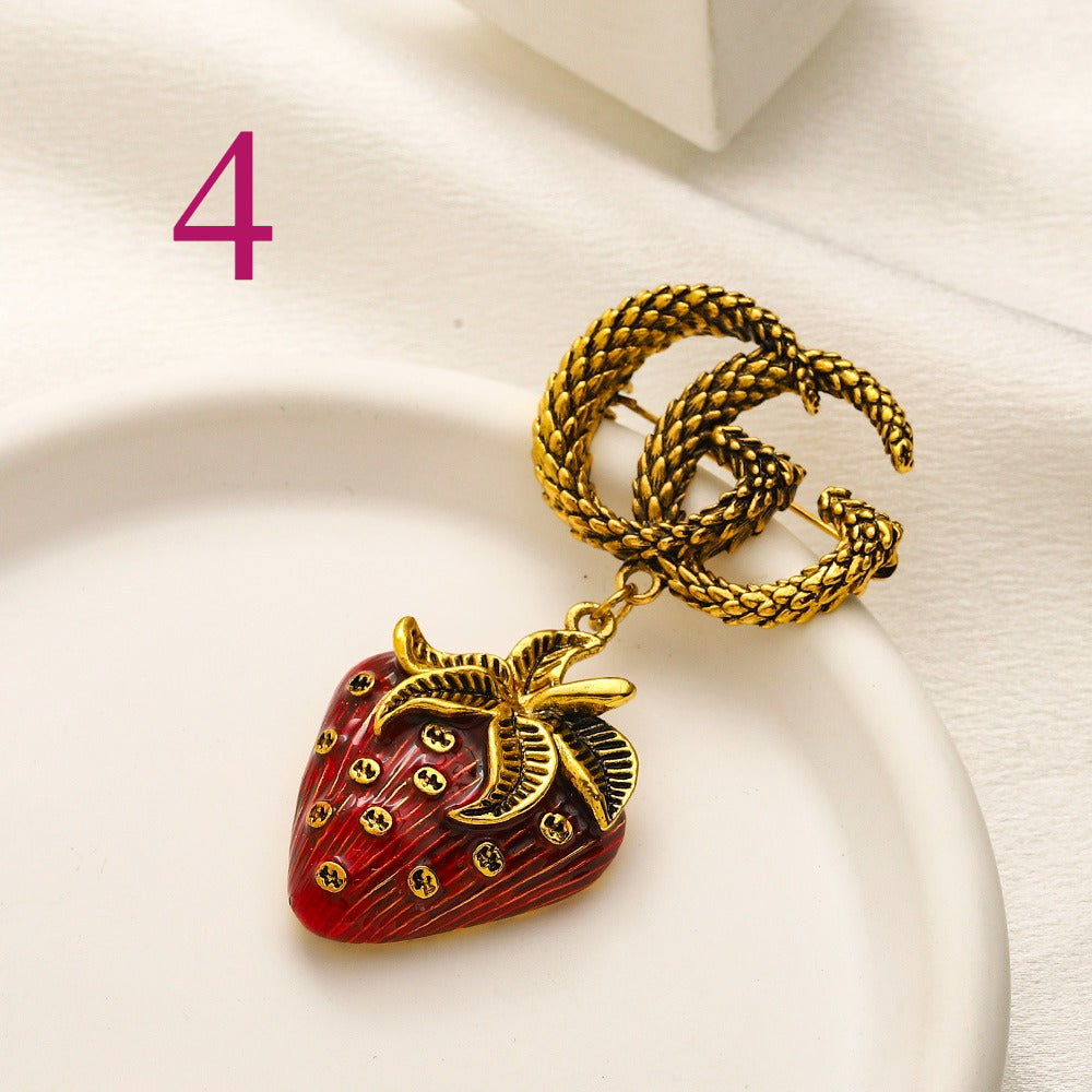 Fashion Brooch Collection,Brooches Collection、GU*CI Series、L*V Series、D*or Series、Y*L Series