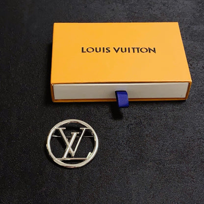 Premium Edition Brooch、Brooches Collection、L*V Series、𝐁𝐫𝐨𝐨𝐜𝐡𝐞𝐬（𝐇）