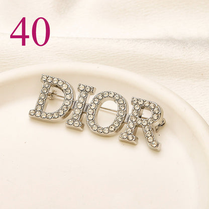 Fashion Brooch Collection,Brooches Collection、GU*CI Series、L*V Series、D*or Series、Y*L Series