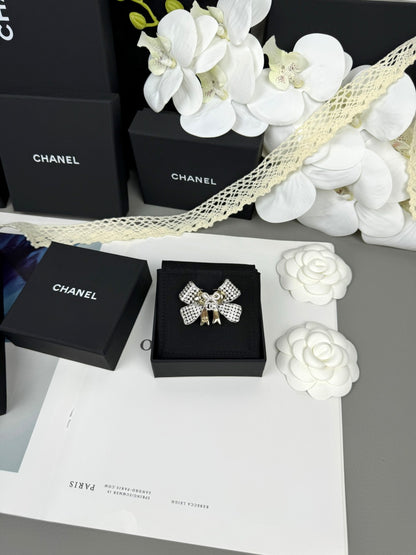 Premium Edition Brooch、Brooches Collection、CH*NEL Series、𝐁𝐫𝐨𝐨𝐜𝐡𝐞𝐬（𝐇）