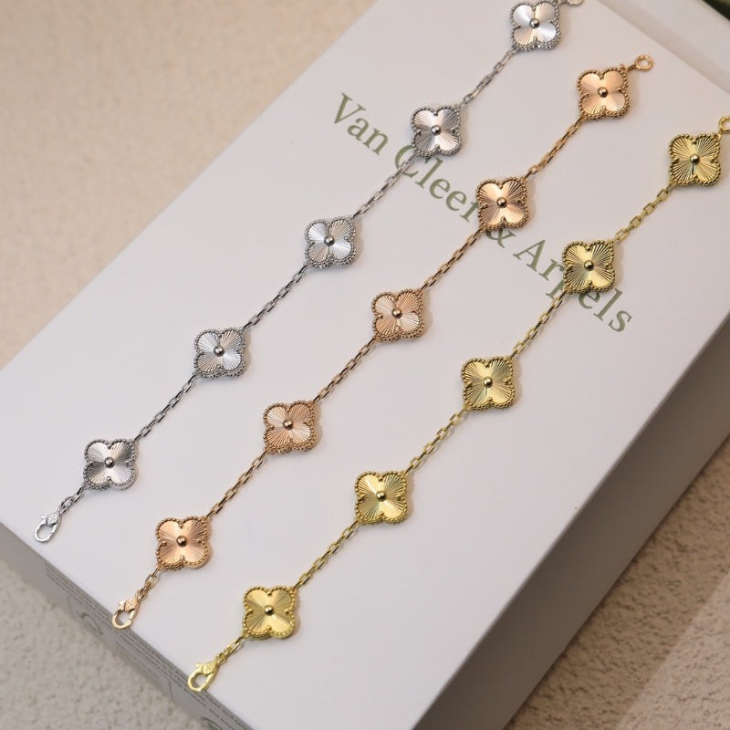 Fluted Quatrefoil Station Bracelet