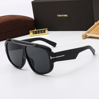 Oversized Navigator Sunglasses with T-Bar Temple Detail