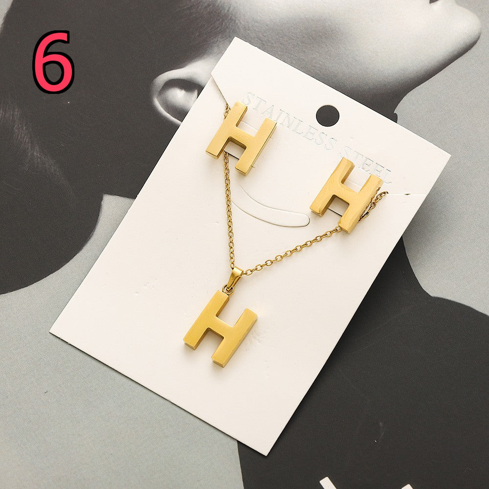 Schmuckset aus Edelstahl 304 (Ohrringe und Halskette)