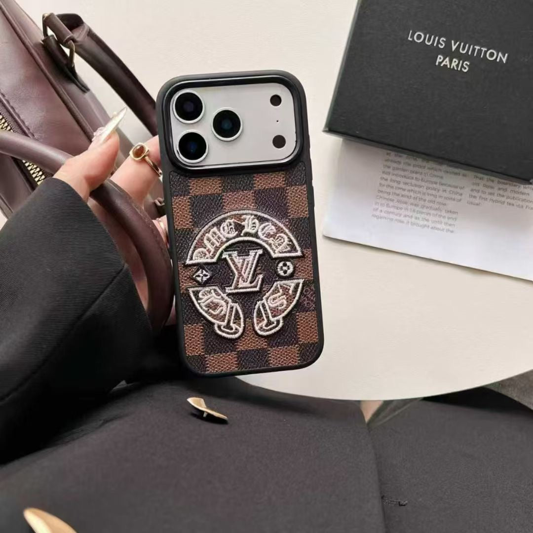 Fashion Aesthetic Shock Absorbing Protective Phone Case  L*V Series、Fashion Phone Case