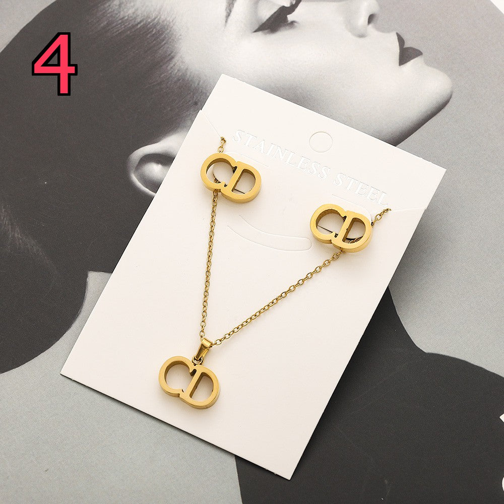 Schmuckset aus Edelstahl 304 (Ohrringe und Halskette)