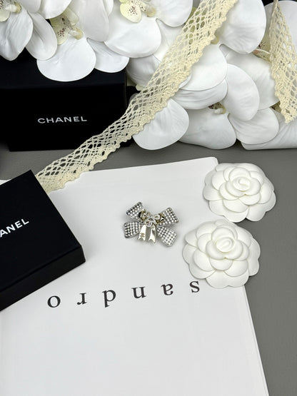 Premium Edition Brooch、Brooches Collection、CH*NEL Series、𝐁𝐫𝐨𝐨𝐜𝐡𝐞𝐬（𝐇）