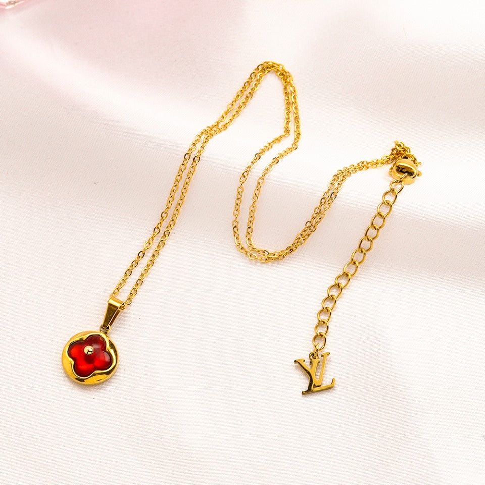 Schmuckset aus 304er Edelstahl: Ohrringe, Armband, Halskette