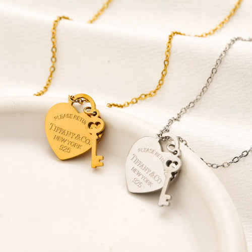 304 Stainless Steel Engraved Heart & Key Pendant Necklace