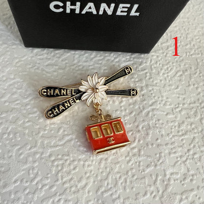 Alloy Stamped Logo Brooch,Brooches Collection、CH*NEL Series