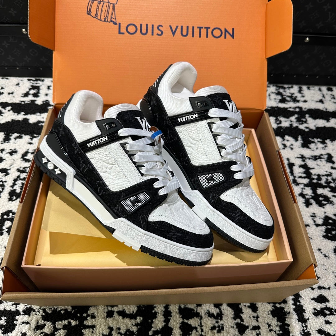 Trainer Sneaker Top Version