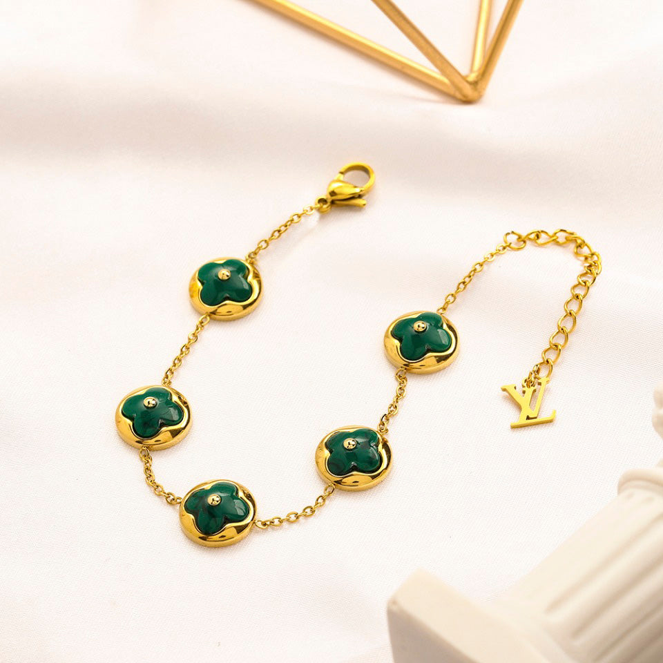 Schmuckset aus 304er Edelstahl: Ohrringe, Armband, Halskette