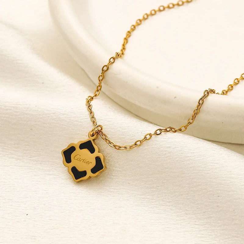 304 Stainless Steel Black-Inlay Quatrefoil Pendant Necklace