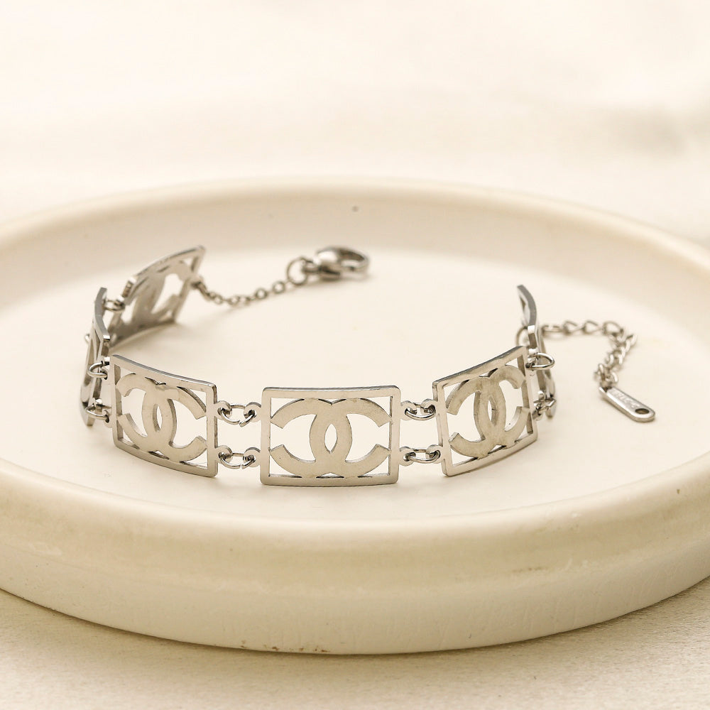304 Stainless Steel Interlocking-C Link Chain Bracelet