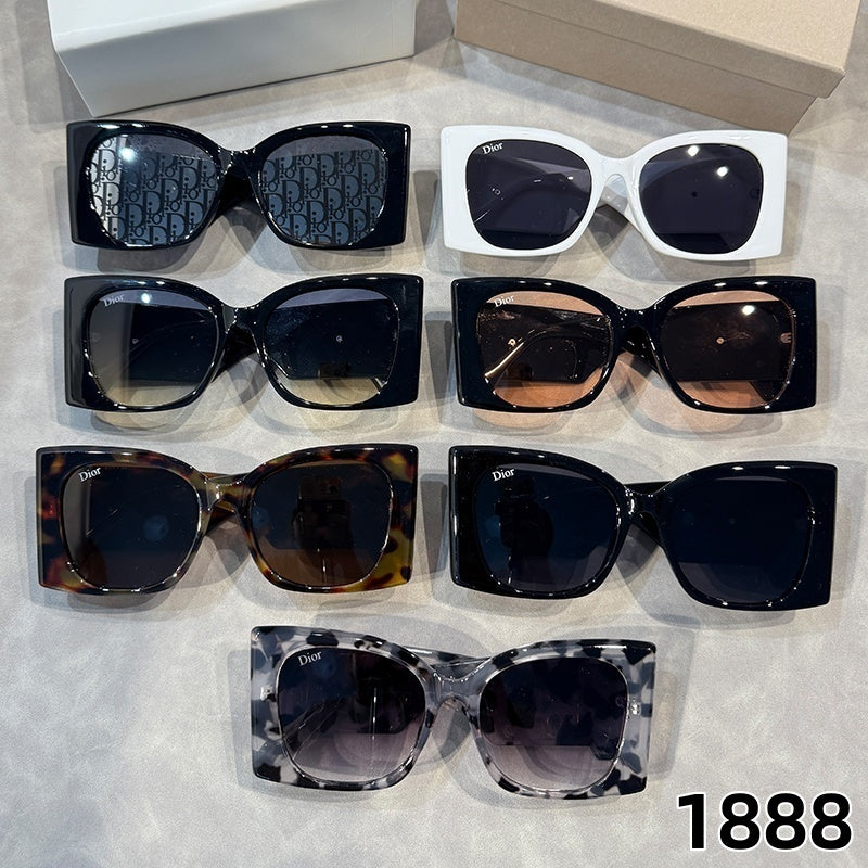 Oversized Cat-Eye Sunglasses with Deep Frames