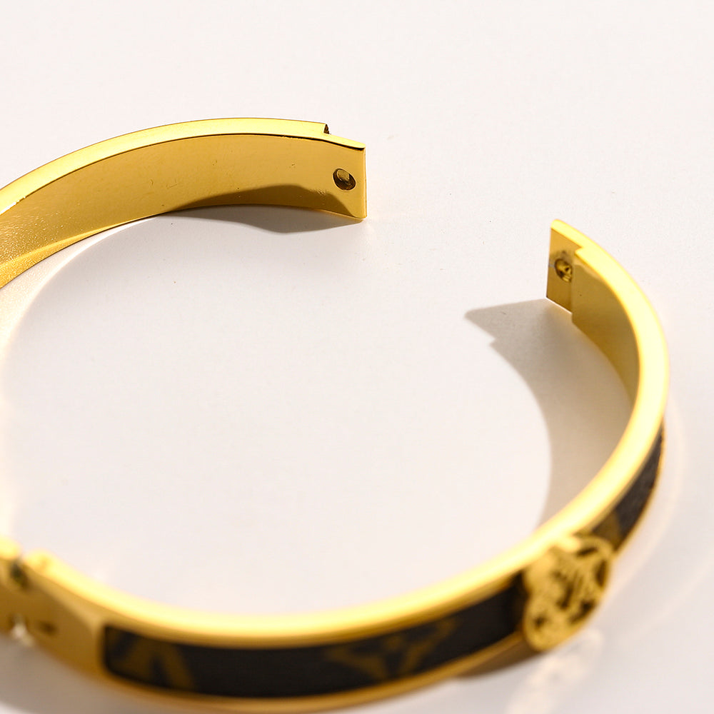 304 Stainless Steel Dark-Inlay Round Monogram Bangle Bracelet