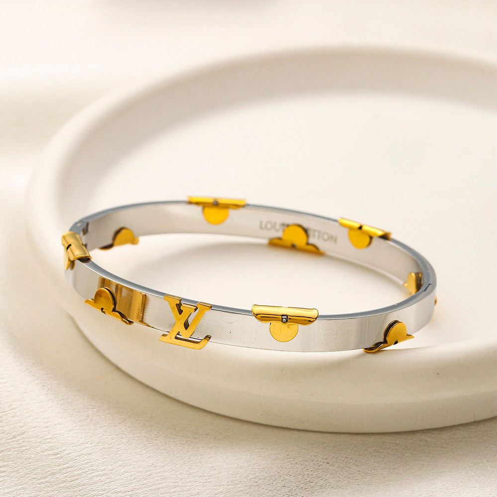 304 Stainless Steel Polished Floral Monogram Band Bracelet