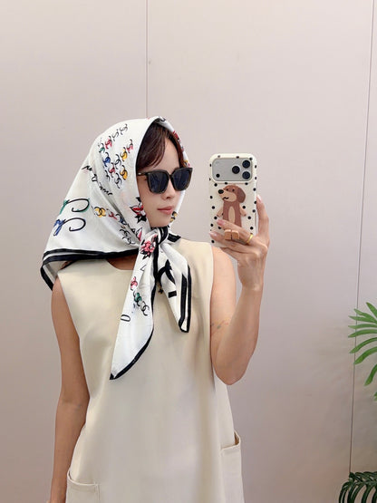 Jewelry Motif Square Scarf - 90 x 90 cm