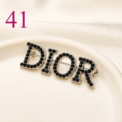 Fashion Brooch Collection,Brooches Collection、GU*CI Series、L*V Series、D*or Series、Y*L Series