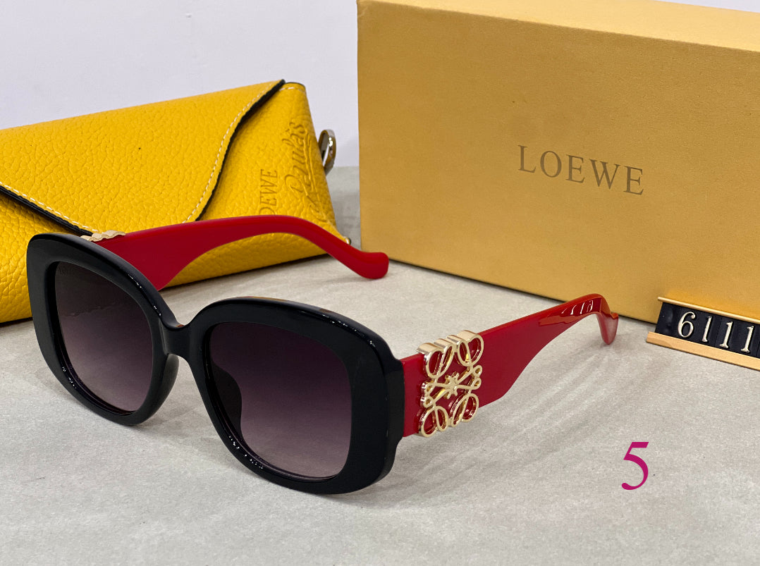 Oversized Rounded Sunglasses with Wide Sculpted Frames