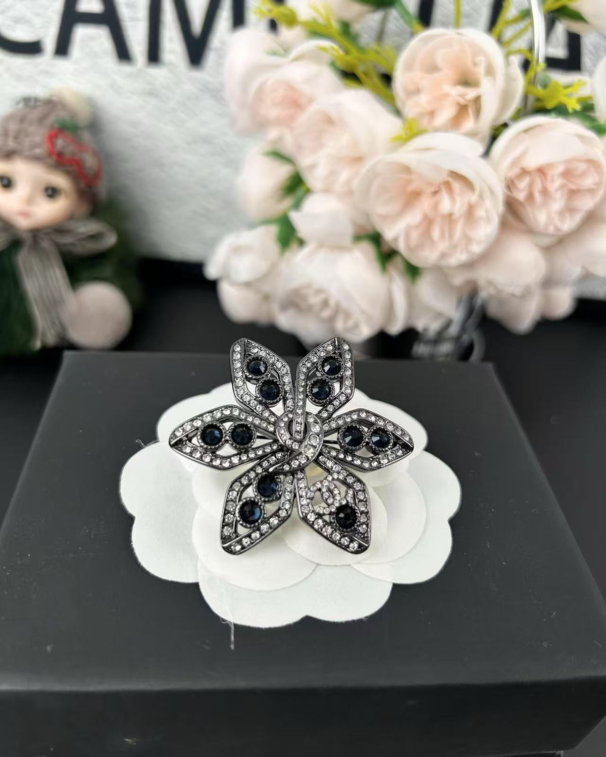 Premium Edition Brooch、Brooches Collection、CH*NEL Series、𝐁𝐫𝐨𝐨𝐜𝐡𝐞𝐬（𝐇）