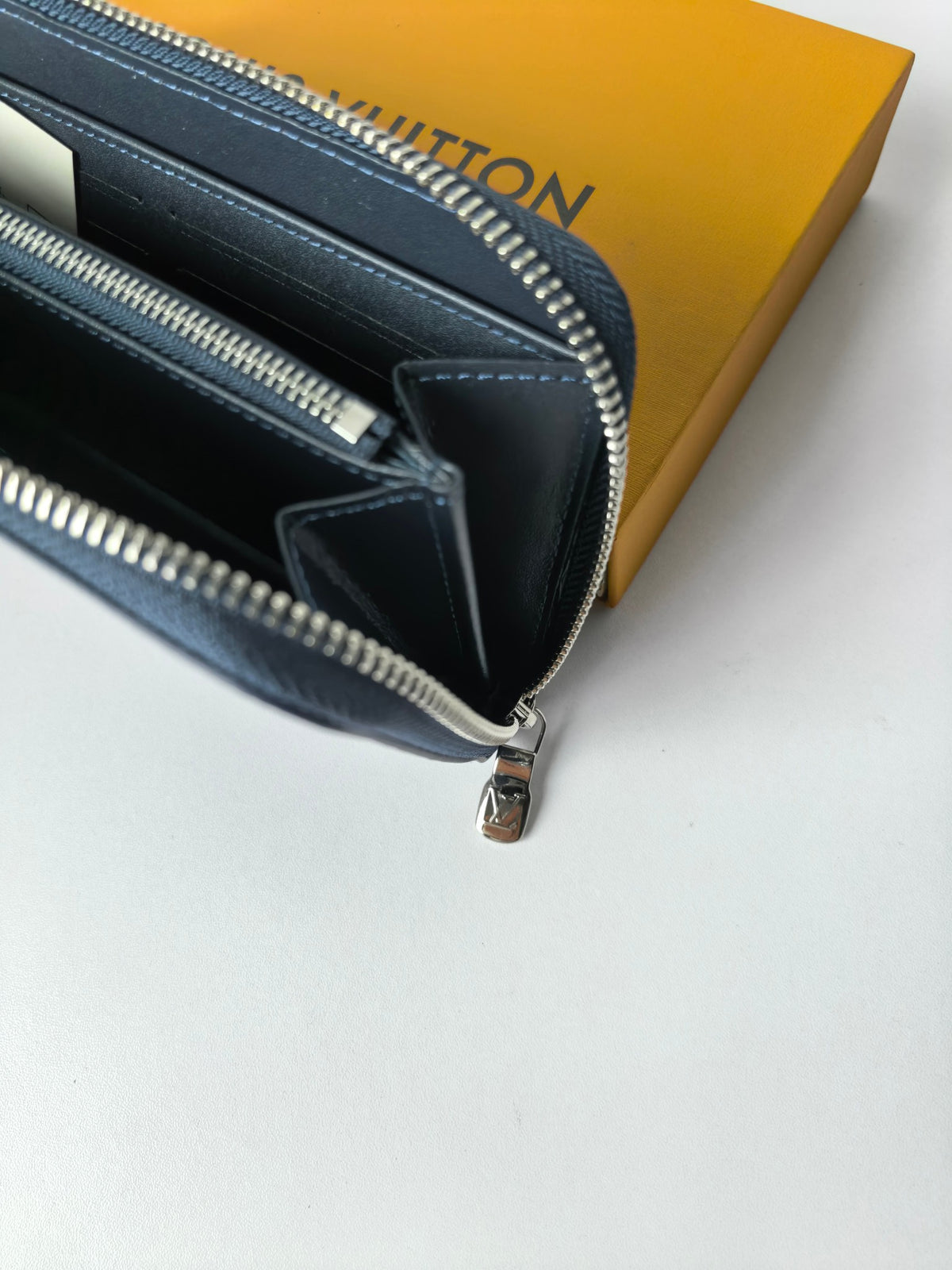 Luxury‑Inspired Trendy Wallets 005 L*V Series、Fashion Bags