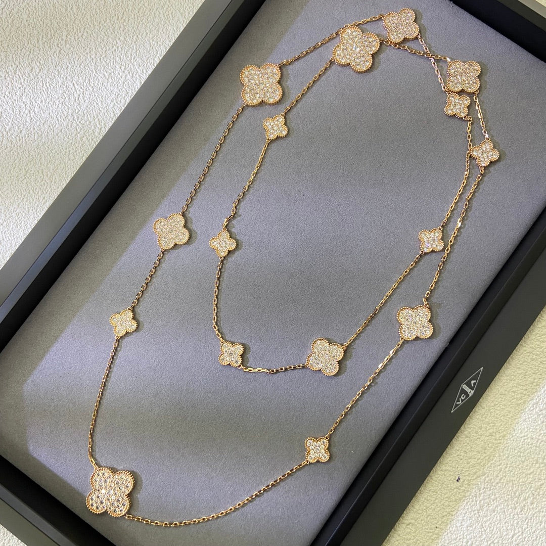 Textured Quatrefoil Station Necklace