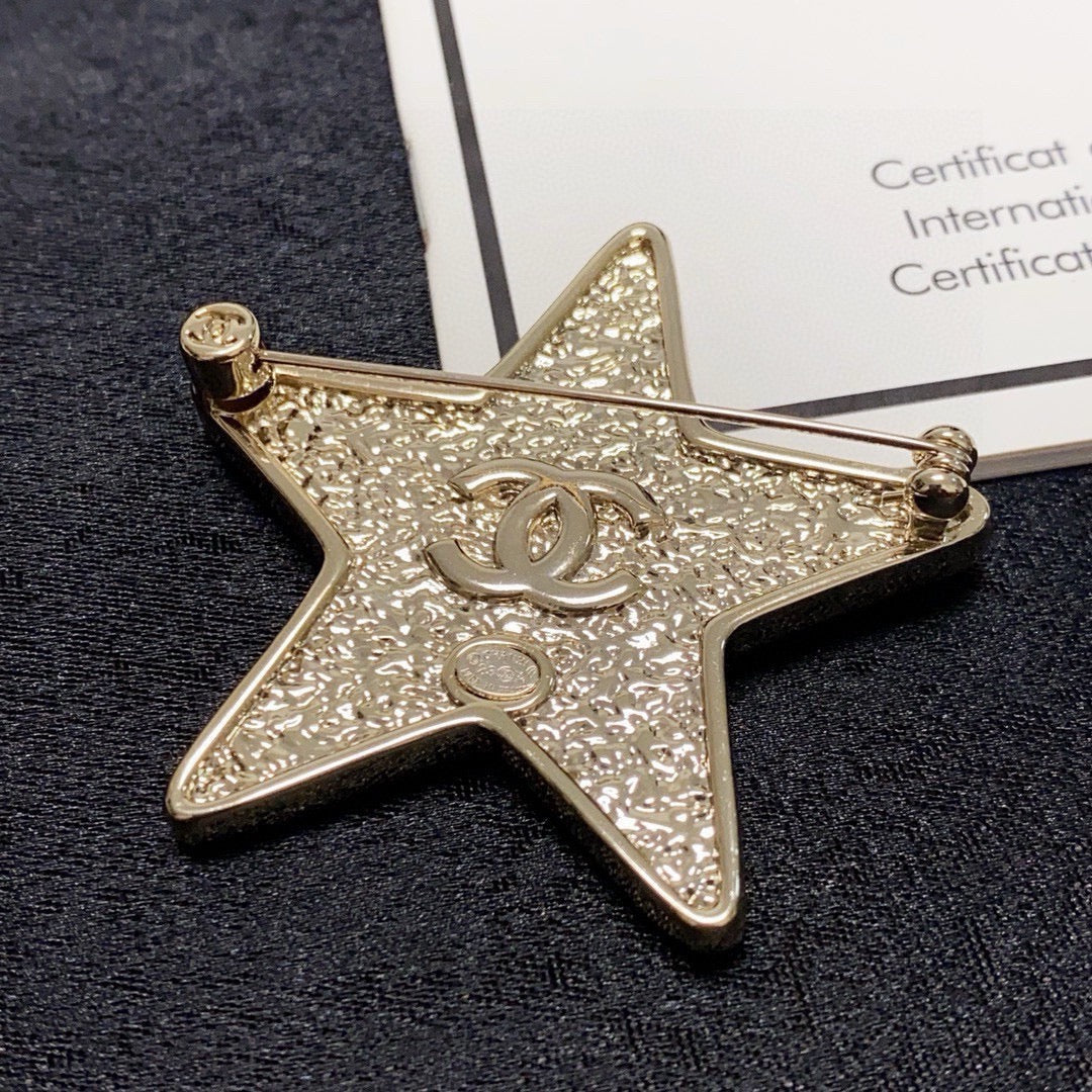 Premium Edition Brooch、Brooches Collection、CH*NEL Series、𝐁𝐫𝐨𝐨𝐜𝐡𝐞𝐬（𝐇）
