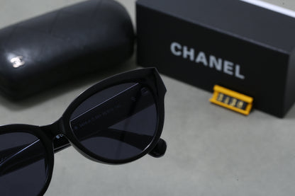 Round Logo-Temple Glasses - Clear and Tinted Lens Options