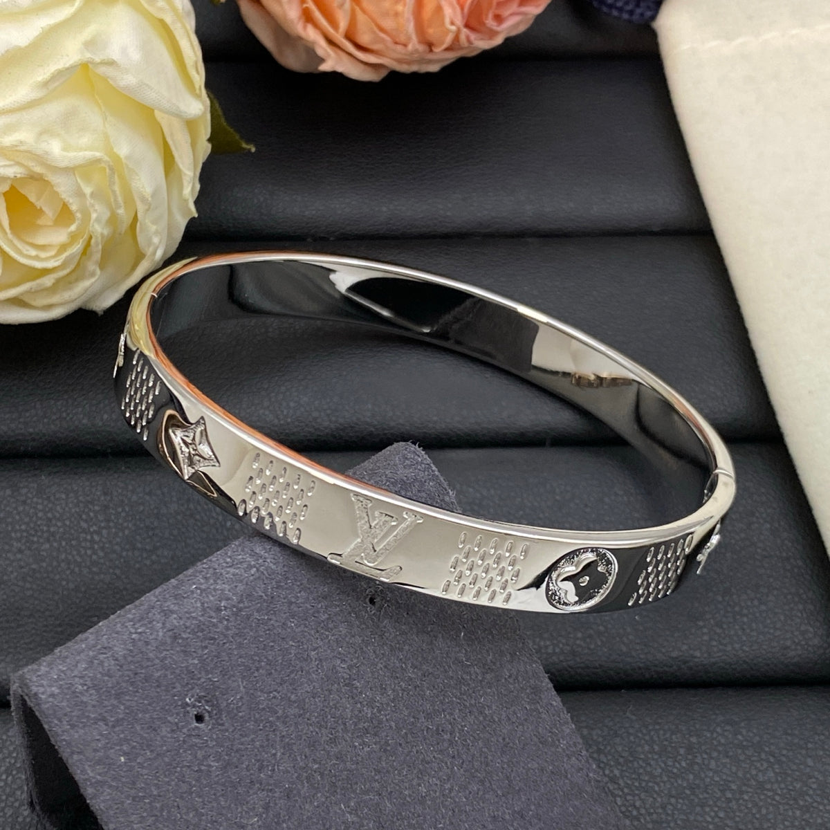 Textured Floral Motif Bangle Bracelet