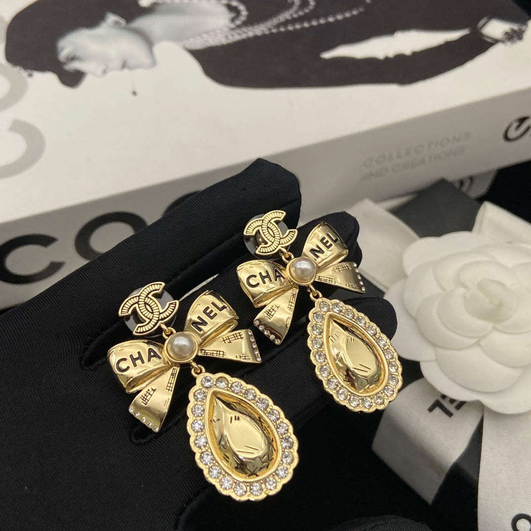 Bow & Teardrop Stone Earrings
