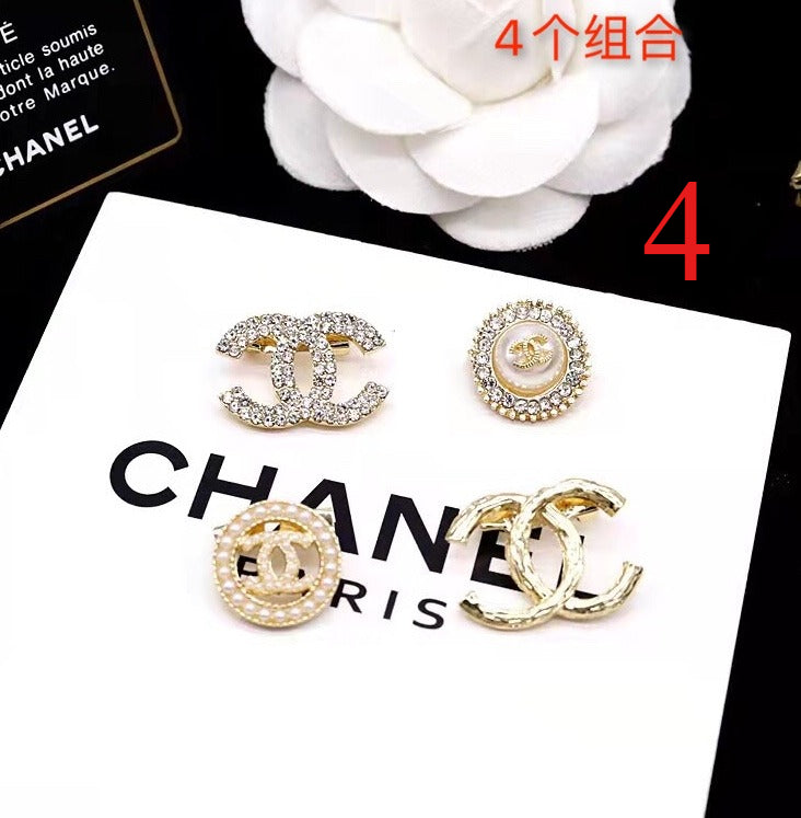 Alloy Stamped Logo Brooch,Brooches Collection、CH*NEL Series