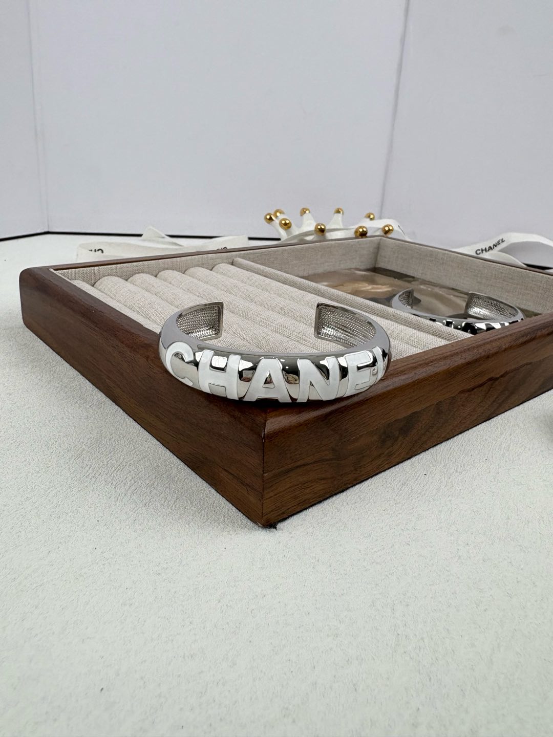 Color-Inlay Lettering Cuff Bracelet