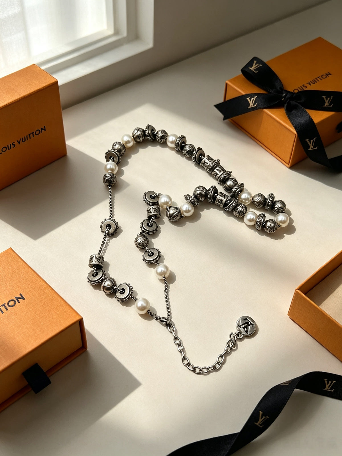 Spike-Drop Chunky Chain Necklace