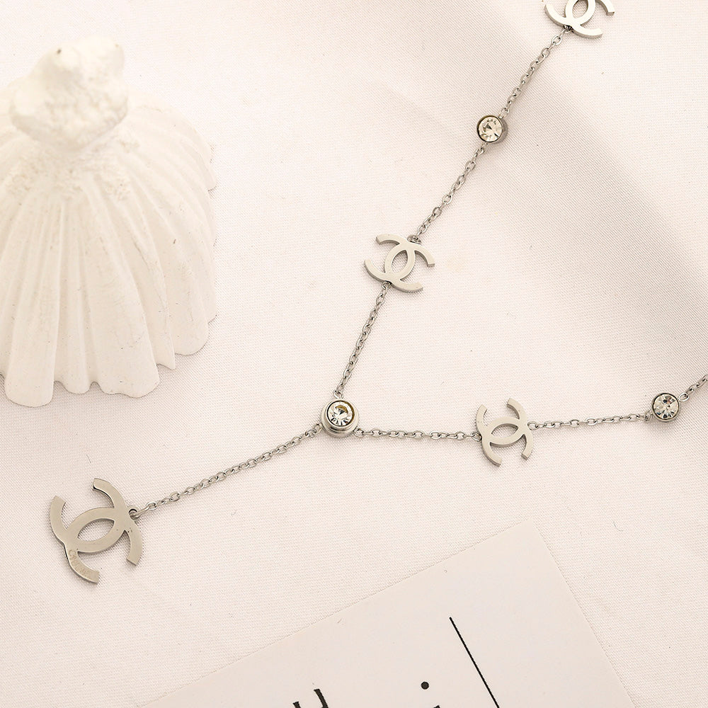 304 Stainless Steel Interlocking-C & Open-Circle Station Necklace