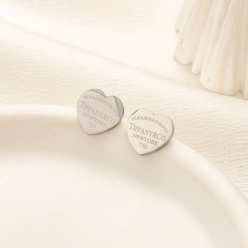 304 Stainless Steel Engraved Heart Stud Earrings
