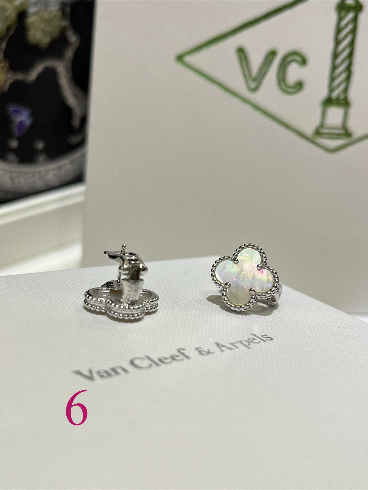 Rounded Quatrefoil Stud Earrings