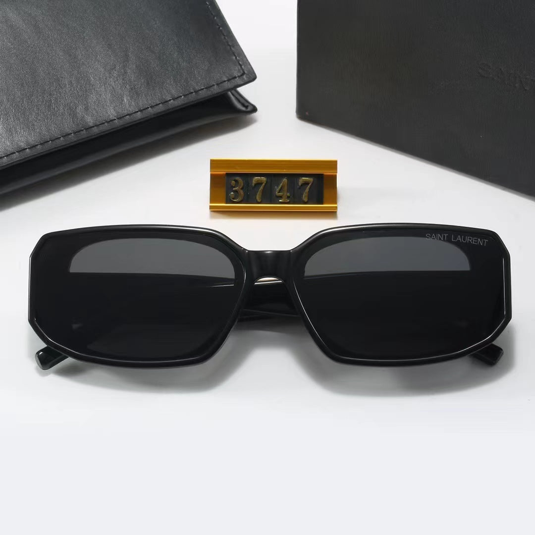 Rounded Rectangular Sunglasses with Thick Full Frames