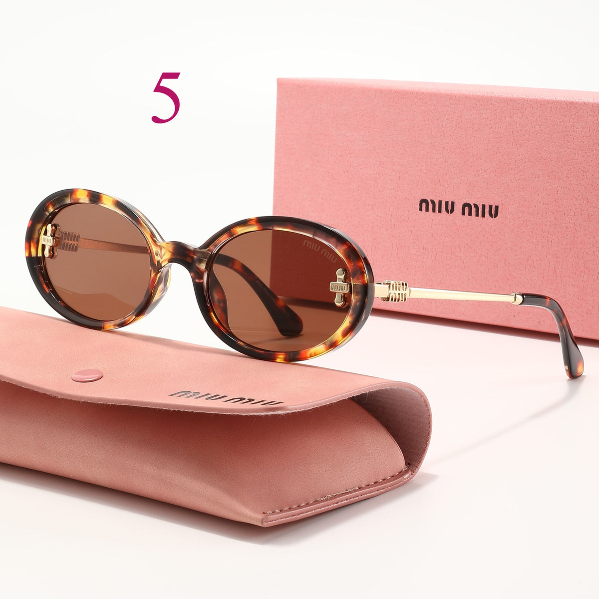Round Sunglasses with Patterned Rims