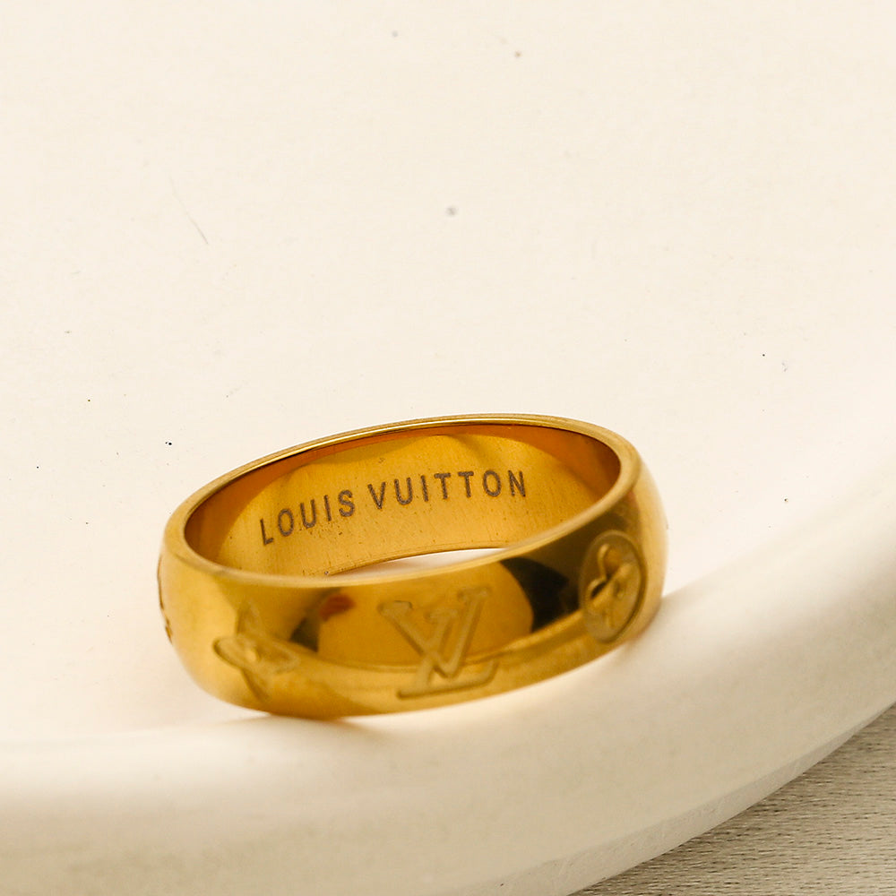 Ring aus Edelstahl 304 mit gestanztem Logo