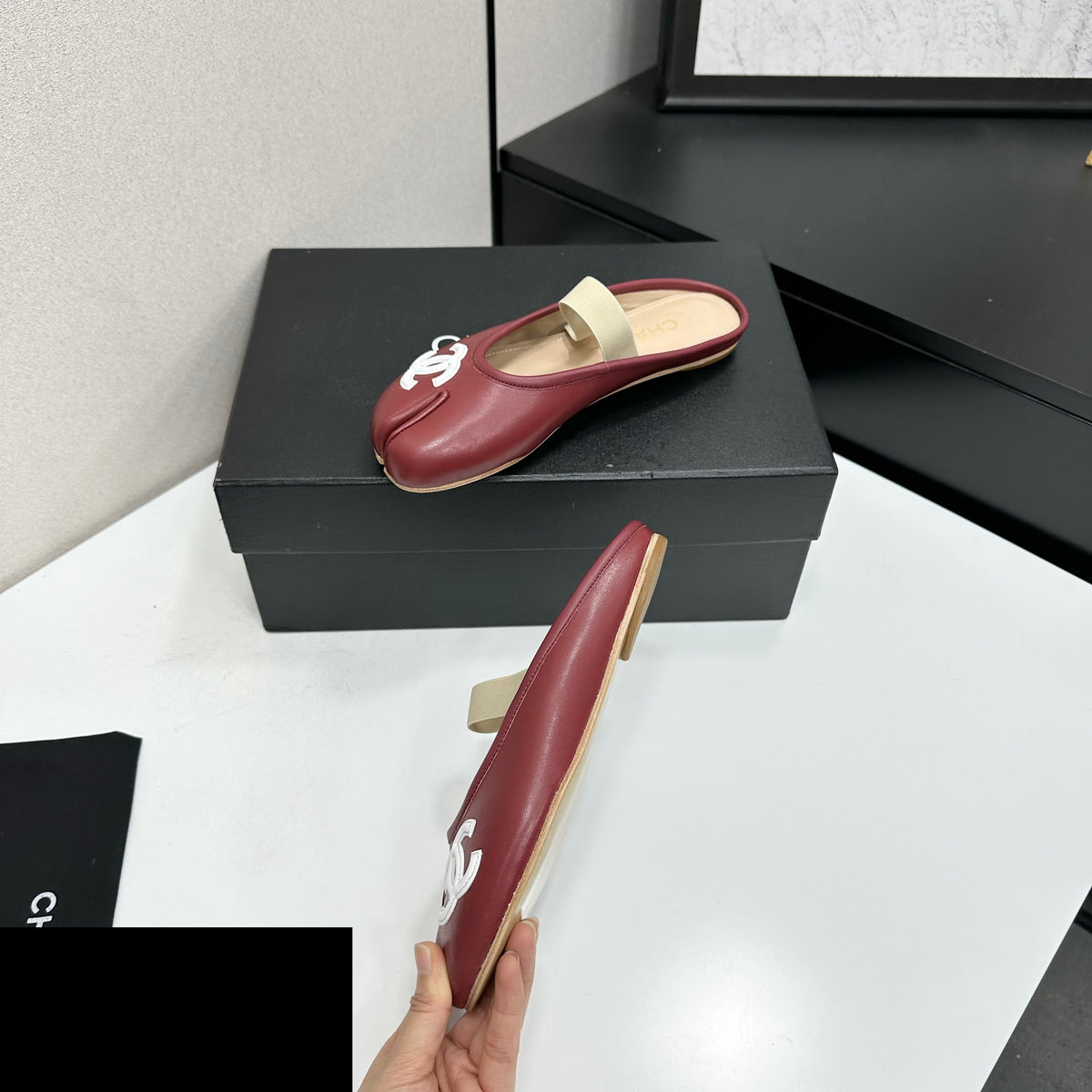 Fashion Sandals & Slippers Daily Footwear  CH*NEL Series、Fashion Sandals & Slippers
