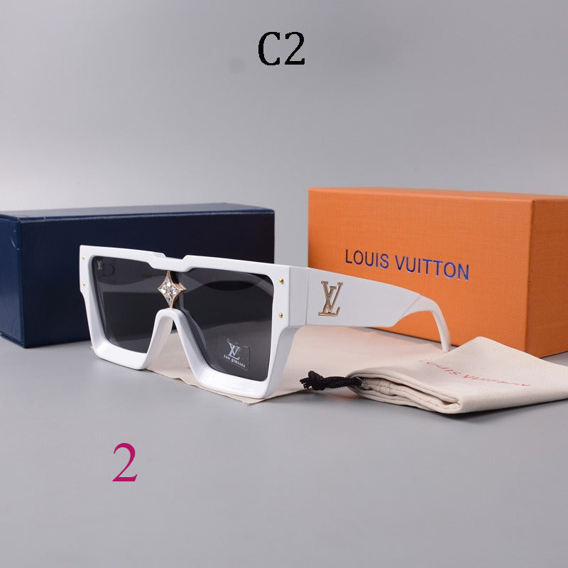Flat-Top Square Sunglasses with Star Bridge Detail