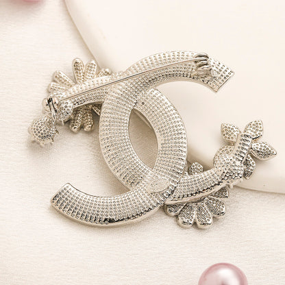 Alloy Stamped Logo Brooch,Brooches Collection、CH*NEL Series