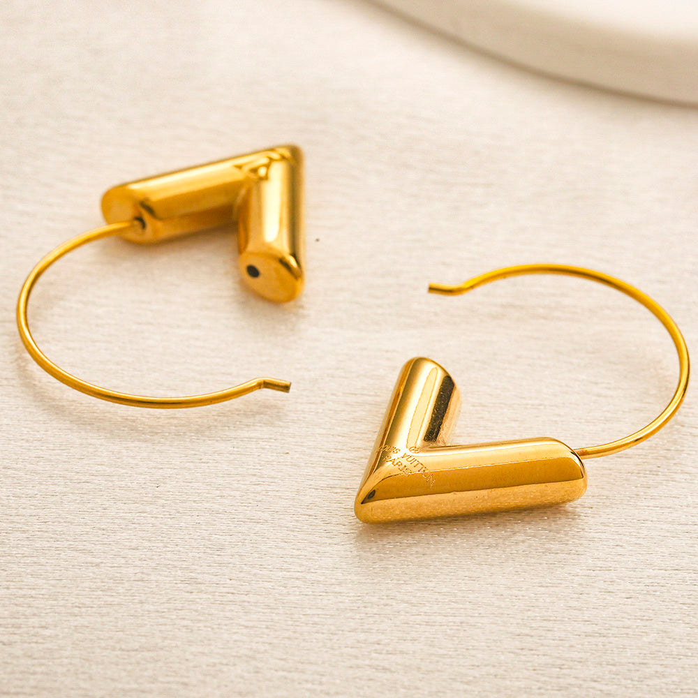 304 Stainless Steel V-Motif Earrings, Bracelet & Necklace Collection
