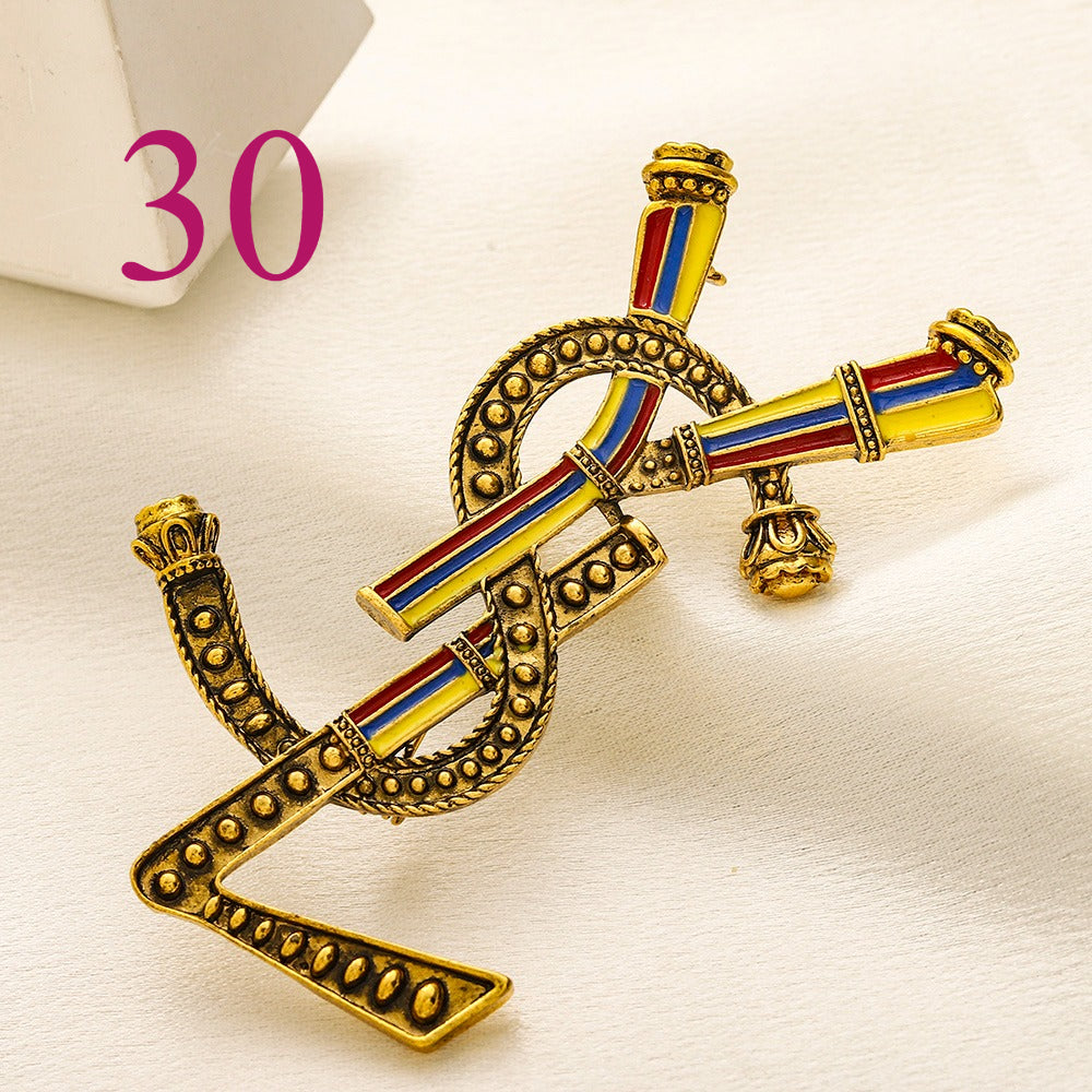 Fashion Brooch Collection,Brooches Collection、GU*CI Series、L*V Series、D*or Series、Y*L Series